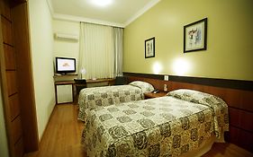 Eston Hotel - LOCALIZAÇÃO CENTRAL PRIVILEGIADA -PET FRIENDLY